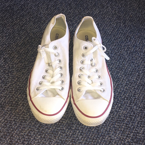 Converse Shoes - White Converse Low Tops Size 11 women’s